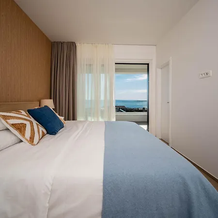 Вилла Sempreviva And Salvia - Sea View Luxury Retreats Мандре